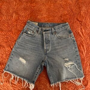Levis distressed 501 shorts